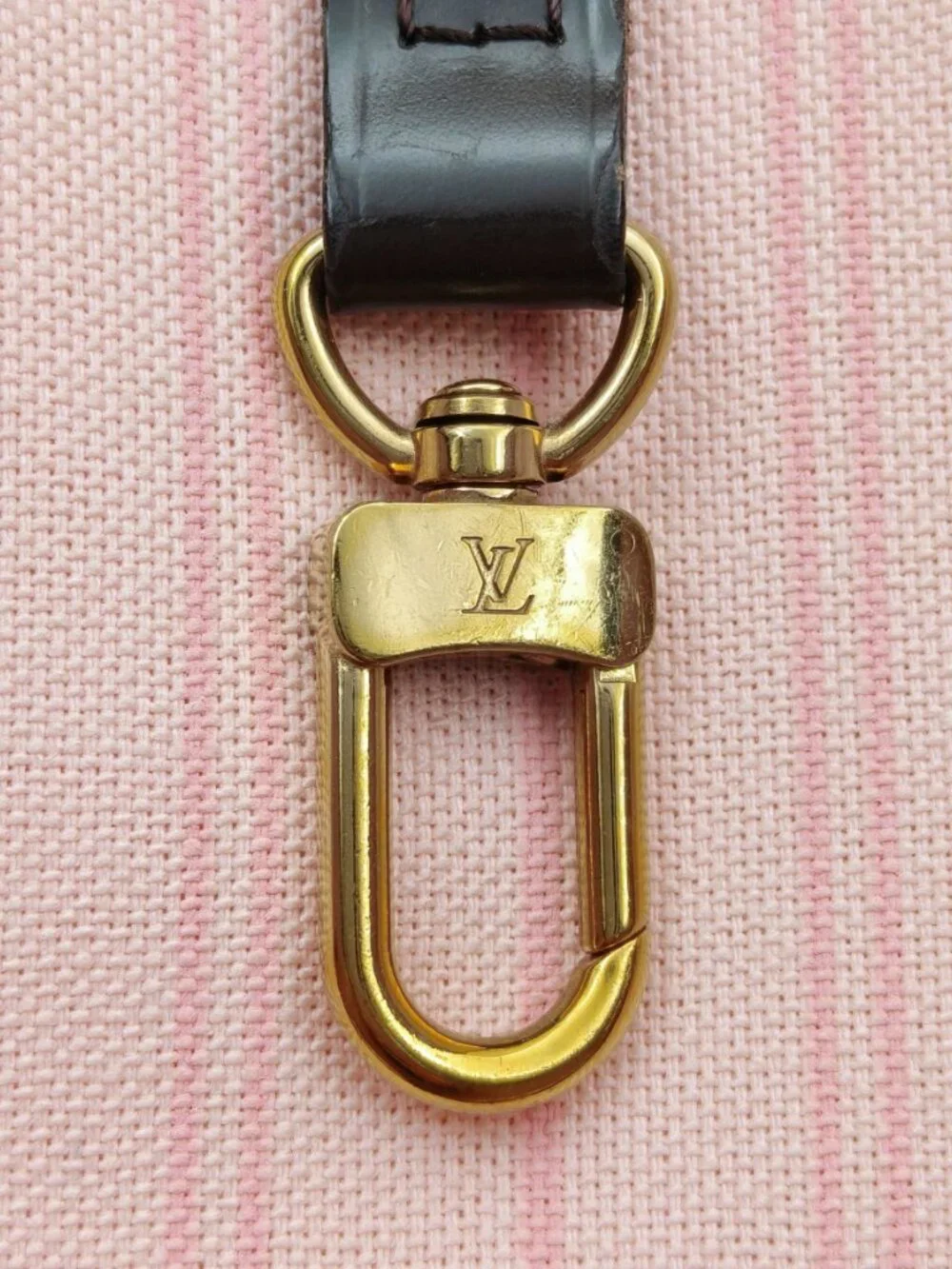 Louis Vuitton Neverfull MM Damier Ebene Canvas Shoulder Tote Bag